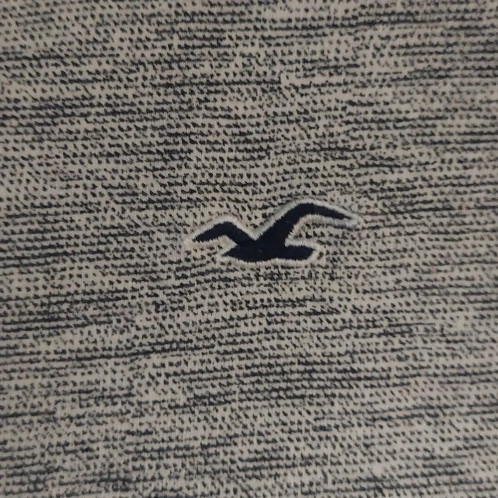 Hollister Mens Gray/Black Must Have Collection Cotton T Shirt SZ S